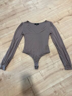 Lulu's Mauve-Taupe Long Sleeve V-Neck Bodysuit